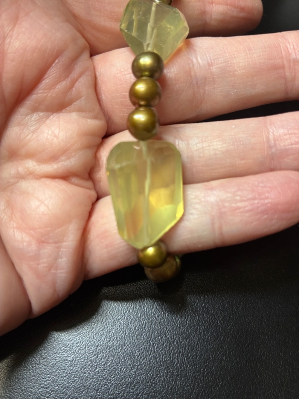 Israeli Cut natural lemon quartz gemstone and pearl magnetic clasp Bracelet - Picture 6 of 16
